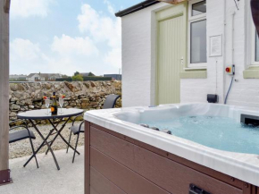 Mid Bishopton Cottage - Uk10910